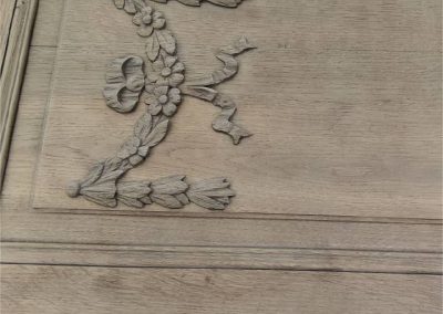 Réparation de meuble, porte bois avec moulure