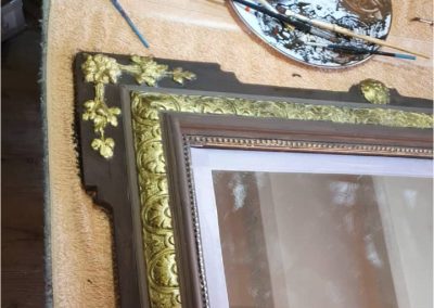 Réparation de meuble, restauration miroir ancien