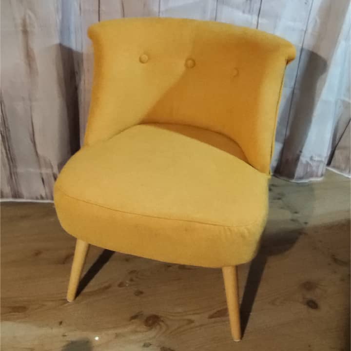 crea-dantan-reparation-meuble-tapisserie-fauteuil Tapisserie d'ameublement en Dorodgne | Créa d'Antan